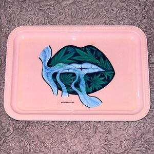 Pink Rolling Tray with Artistic Lip Design